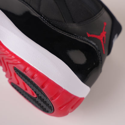 Air Jordan 11 Retro Playoffs Bred (2019) 378037-061