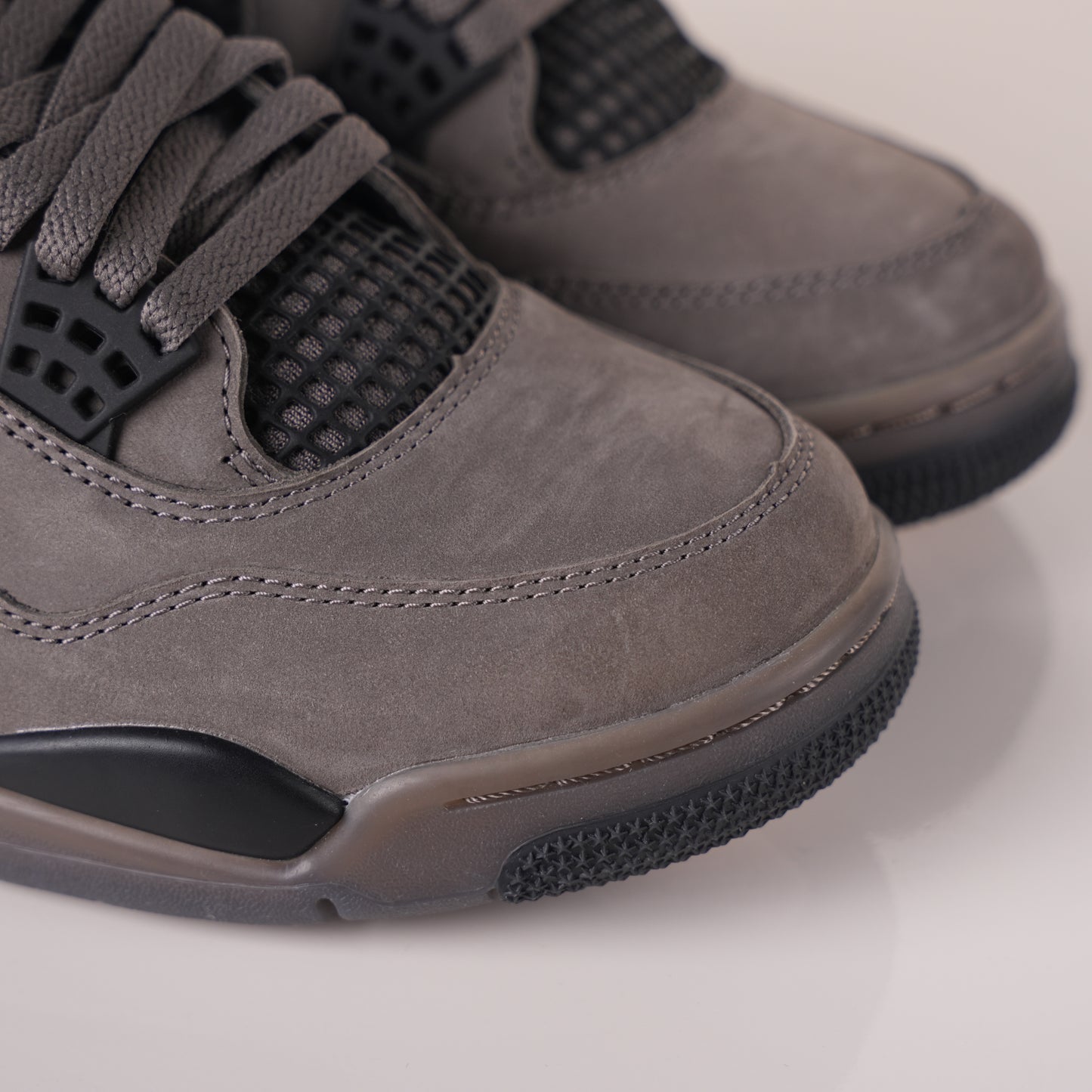 Air Jordan 4 Retro 'Cave Stone' FV5029-200