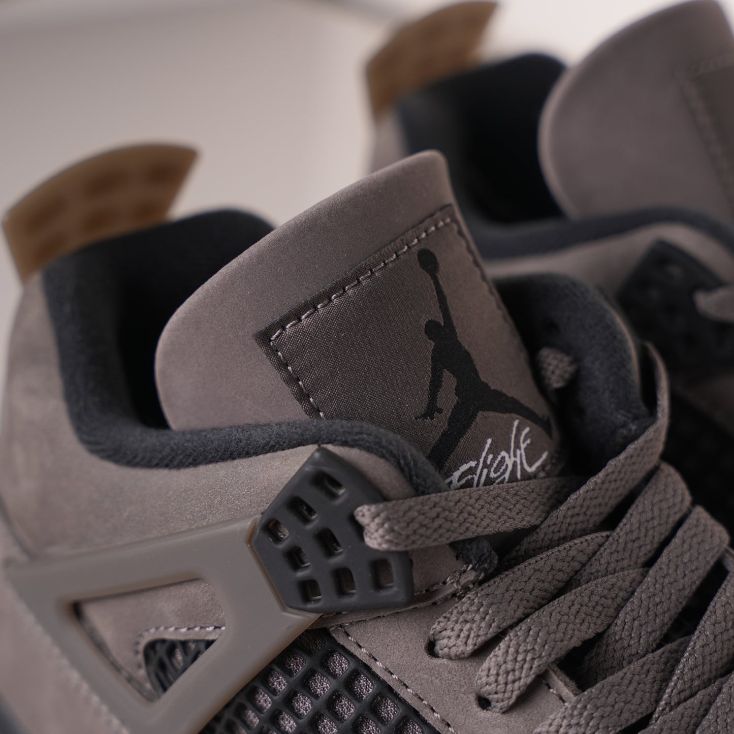 Air Jordan 4 Retro 'Cave Stone' FV5029-200