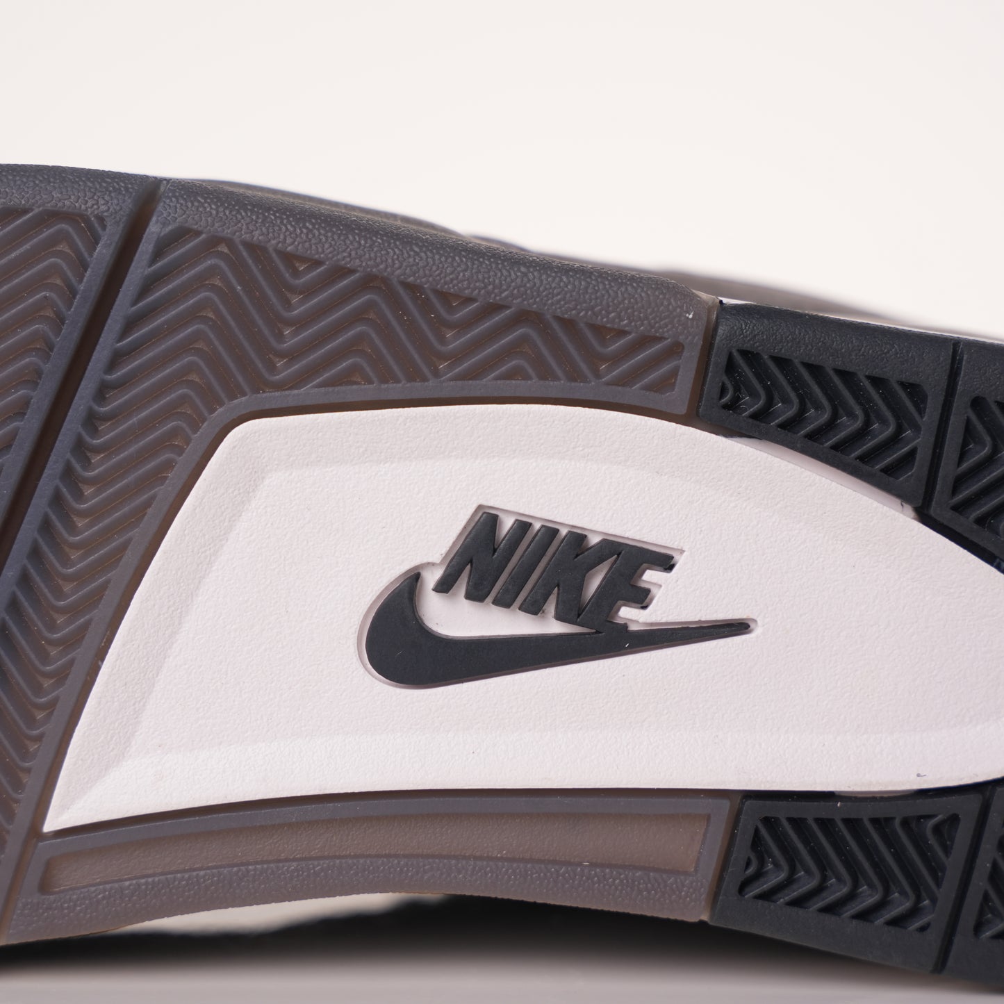 Air Jordan 4 Retro 'Cave Stone' FV5029-200
