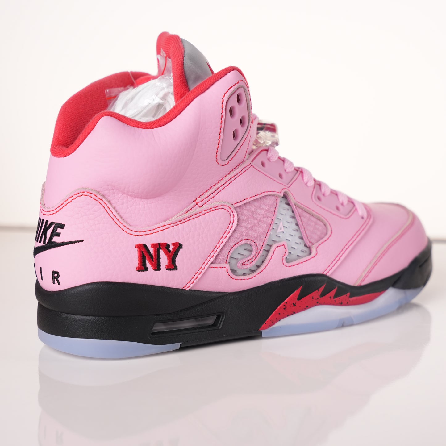 Awake NY x Air Jordan 5 Retro 'Arctic Pink' DV4962-600