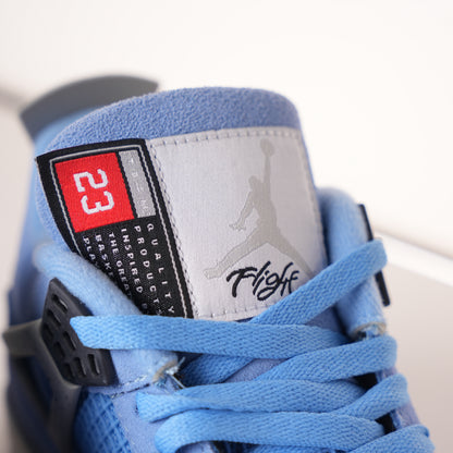 Air Jordan 4 Retro University Blue CT8527-400