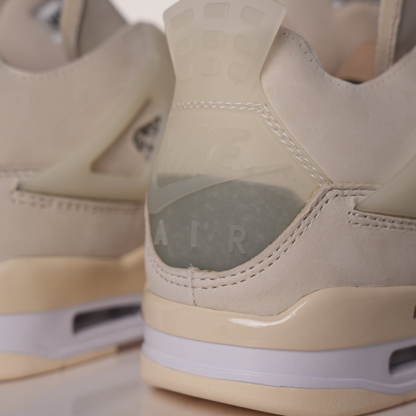 Air Jordan 4 Retro Off-White Sail CV9388-100