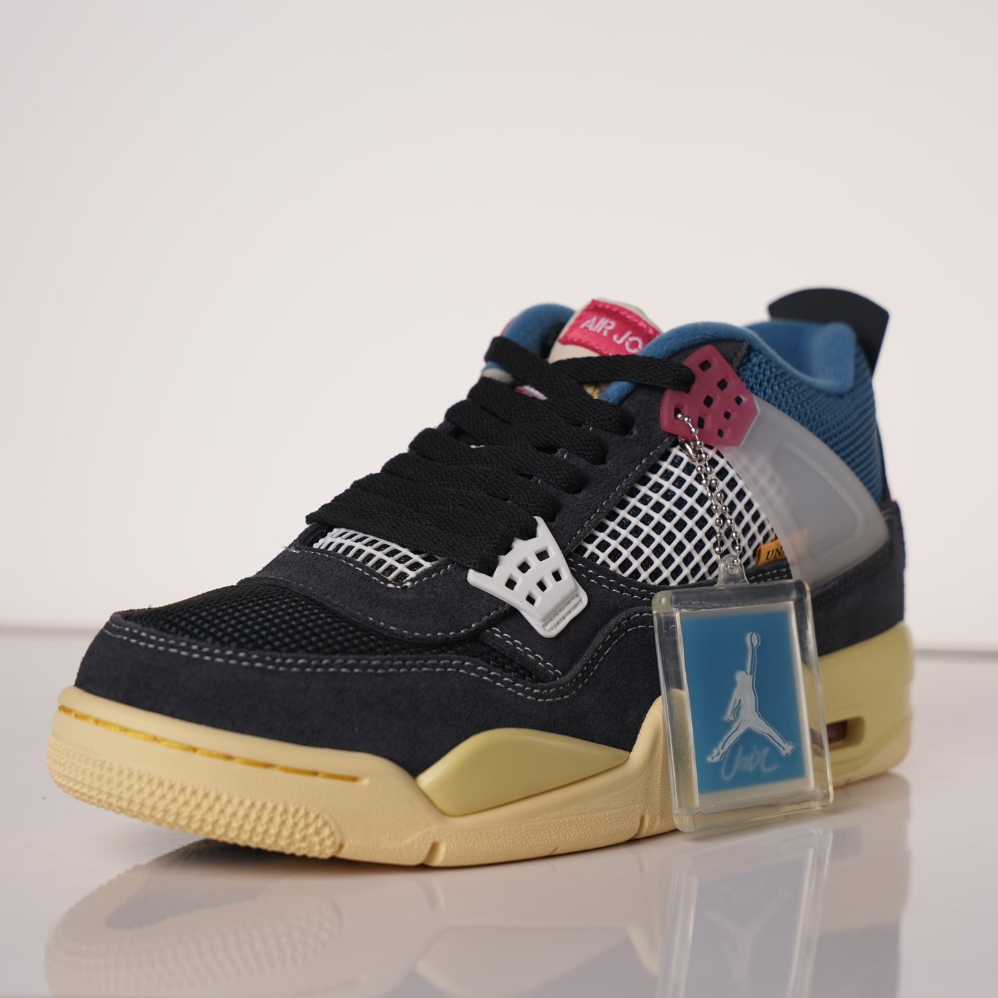 Air Jordan 4 Retro Union Off Noir DC9533-001