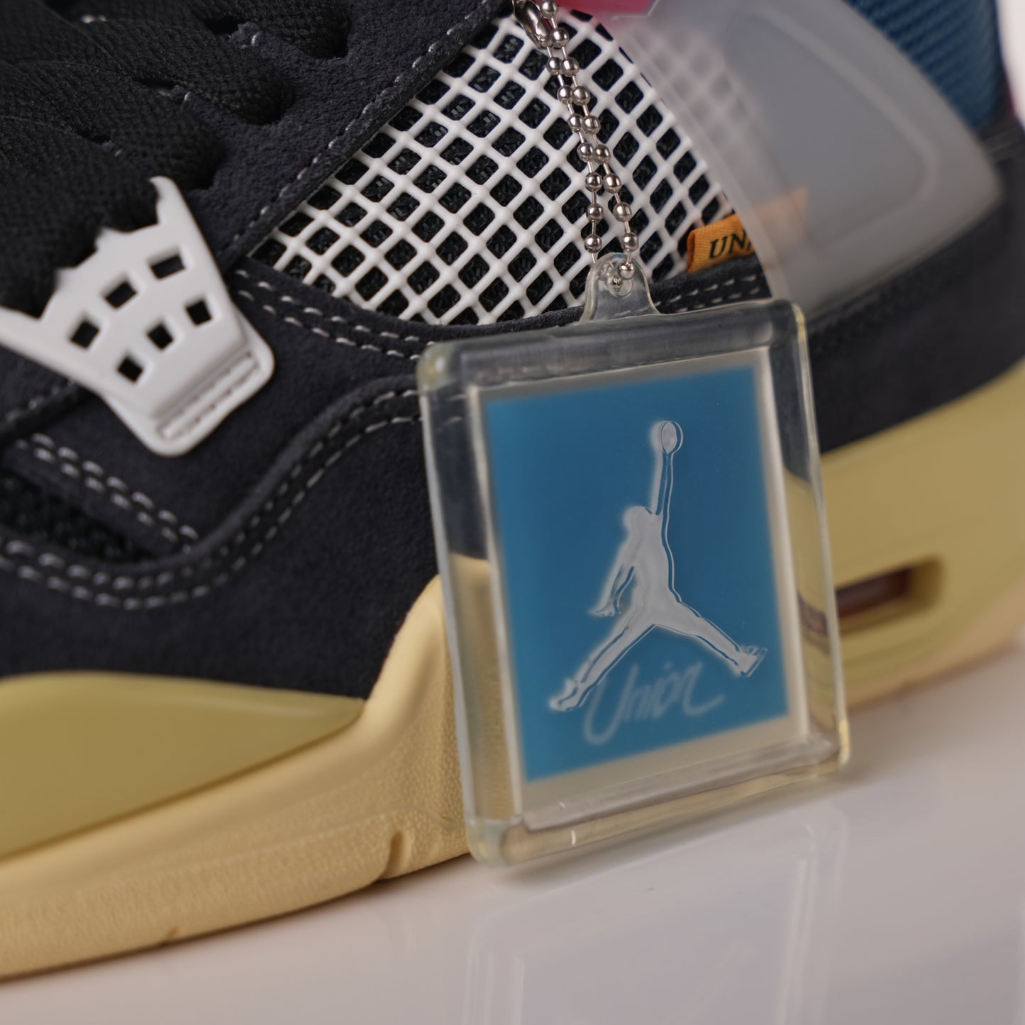 Air Jordan 4 Retro Union Off Noir DC9533-001