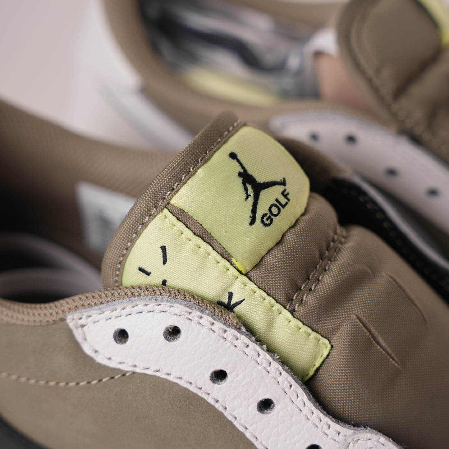 Travis Scott x Air Jordan 1 Low Golf Olive FZ3124-200