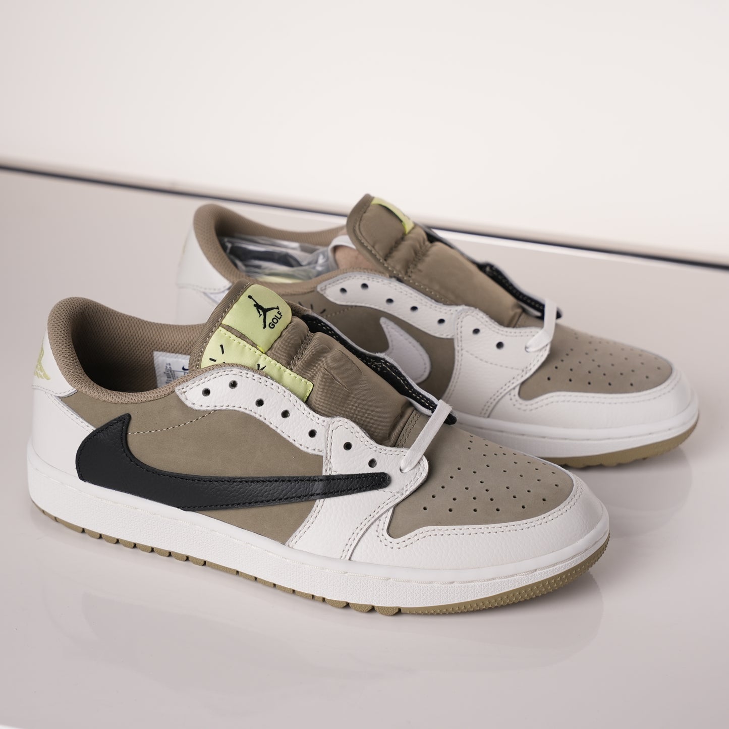 Travis Scott x Air Jordan 1 Low Golf Olive FZ3124-200