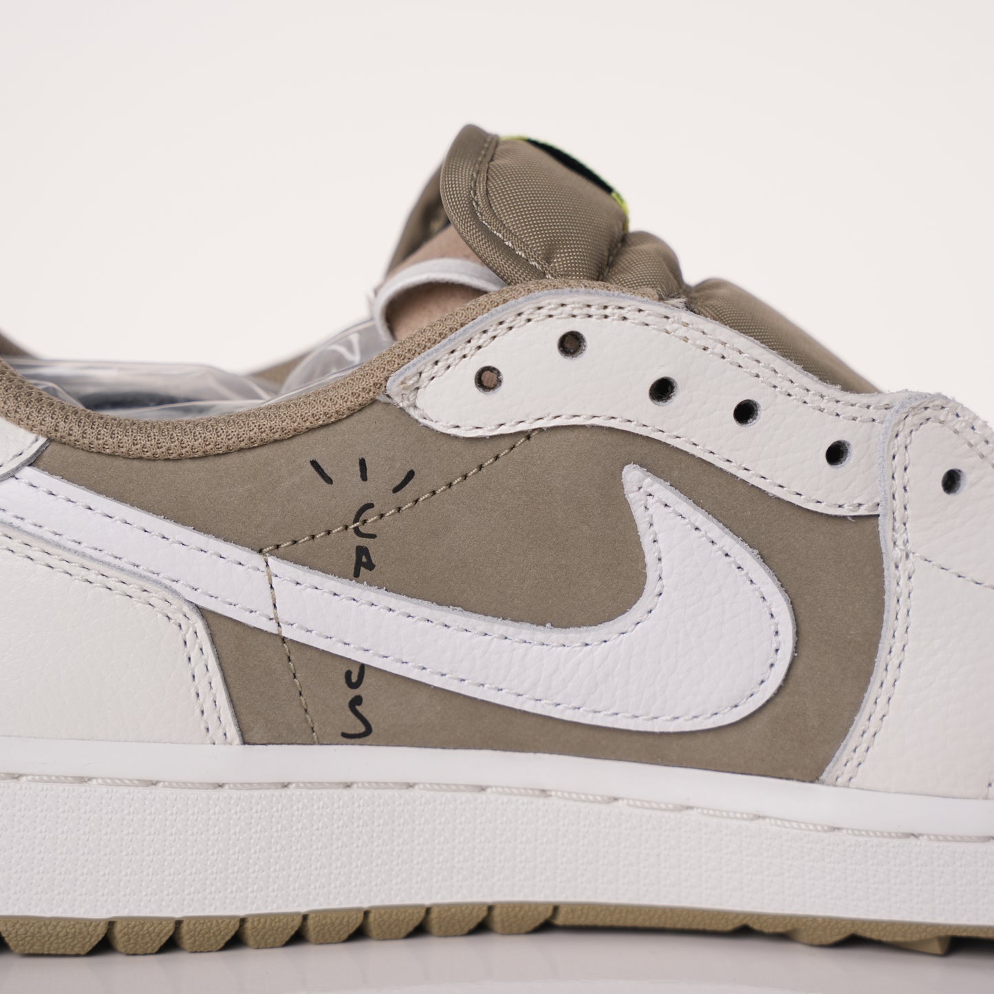 Travis Scott x Air Jordan 1 Low Golf Olive FZ3124-200