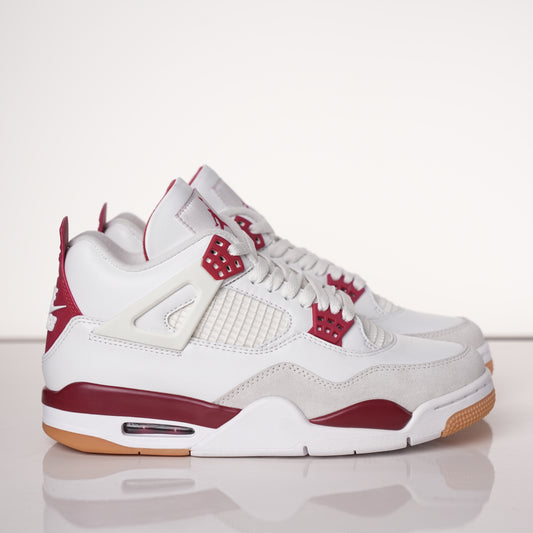 AiR Jordan 4 Retro SB Varsity Red