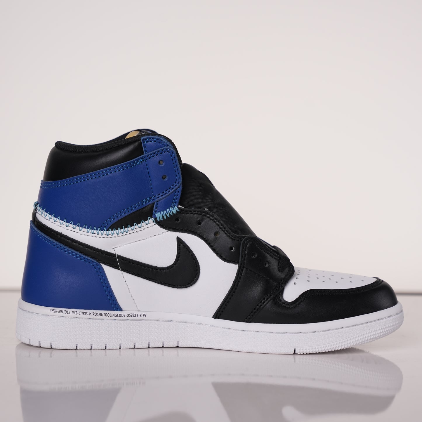 Air Jordan 1 Retro Fragment