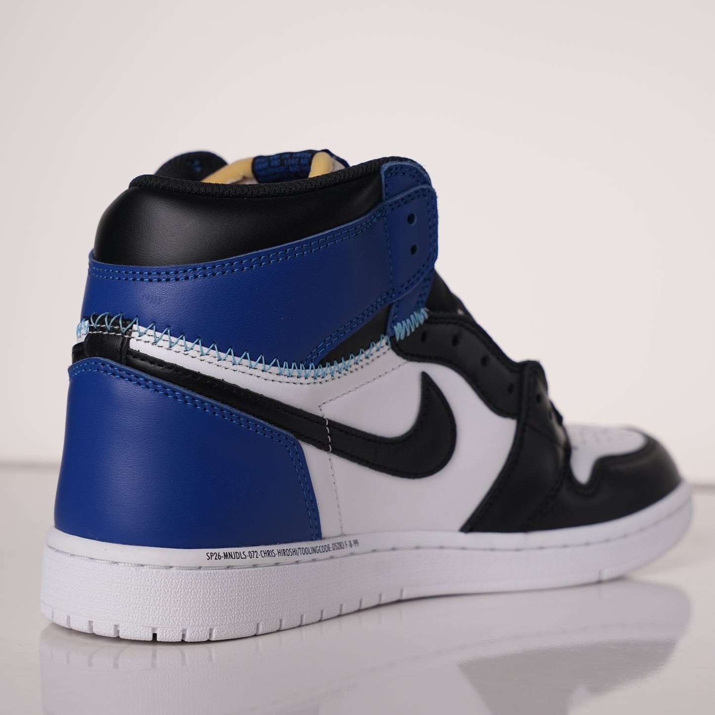 Air Jordan 1 Retro Fragment
