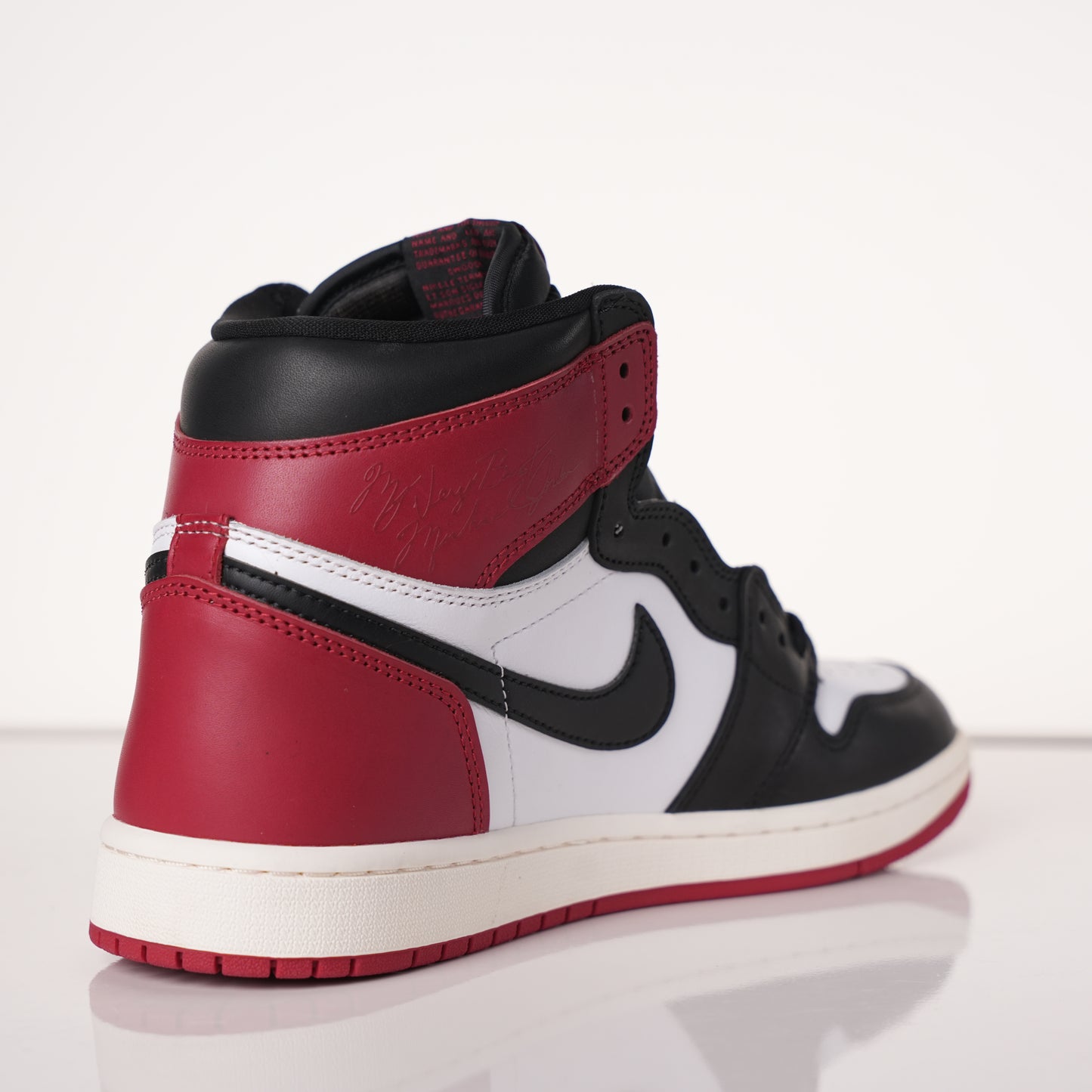 Air Jordan 1 Retro High Satin Black Toe