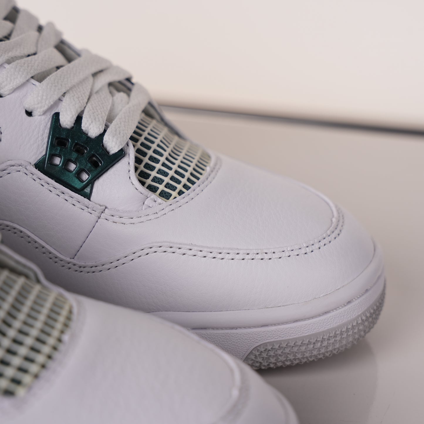 Air Jordan 4 Retro Oxidized Green