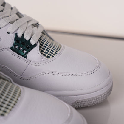 Air Jordan 4 Retro Oxidized Green