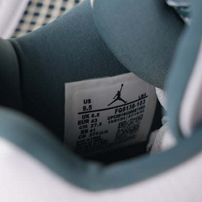 Air Jordan 4 Retro Oxidized Green