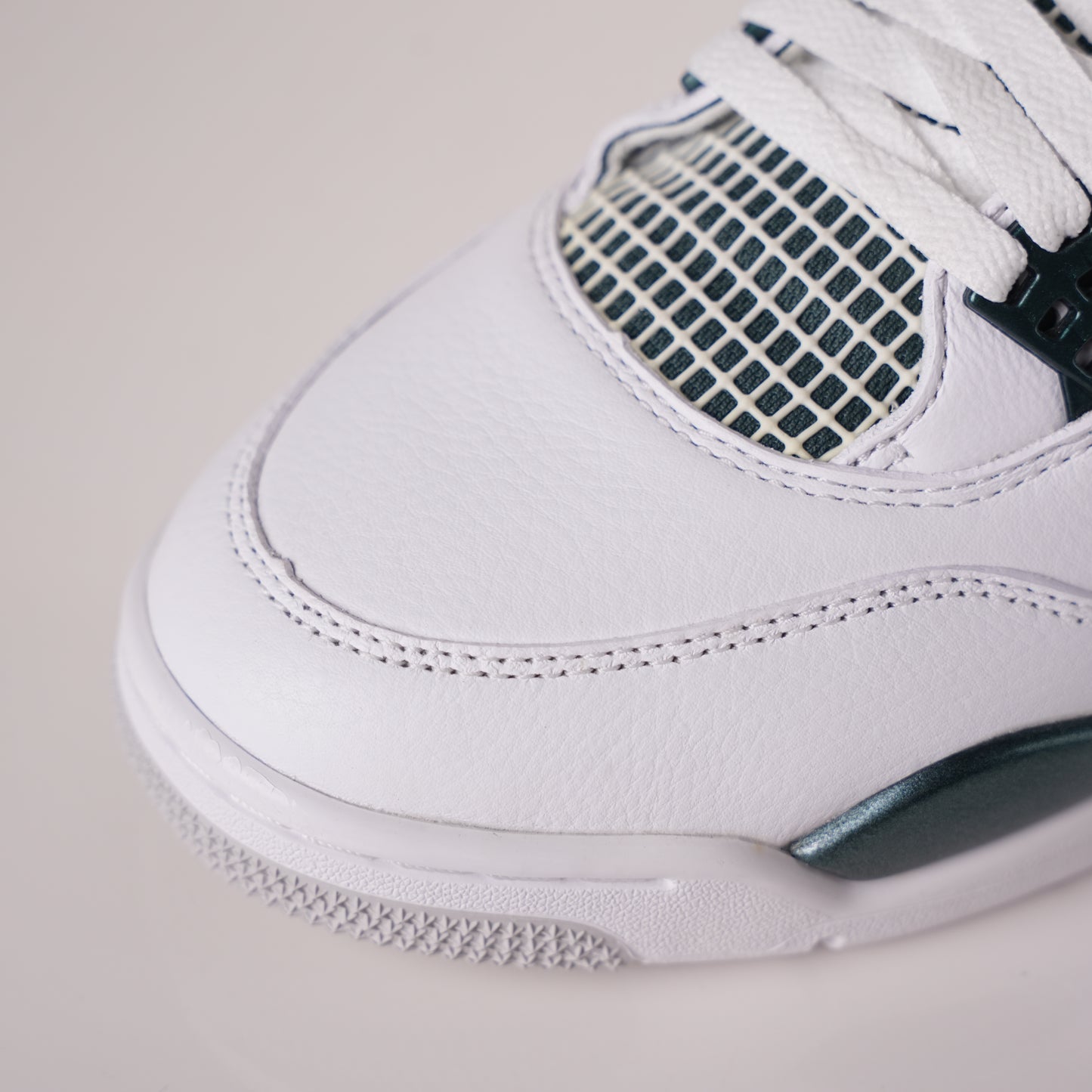 Air Jordan 4 Retro Oxidized Green