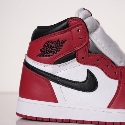 Air Jordan 1 Retro Chicago