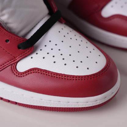 Air Jordan 1 Retro Chicago