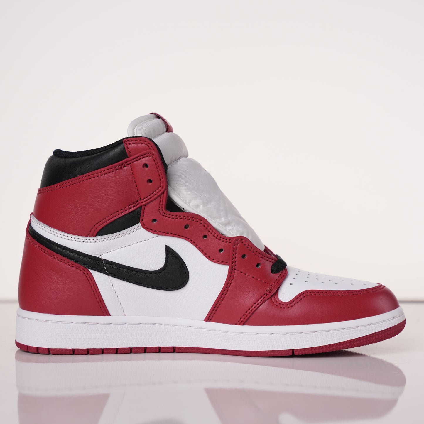 Air Jordan 1 Retro Chicago