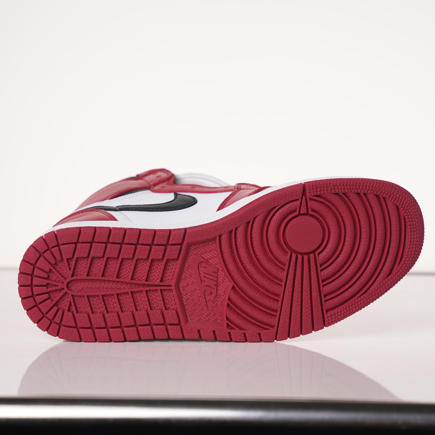 Air Jordan 1 Retro Chicago