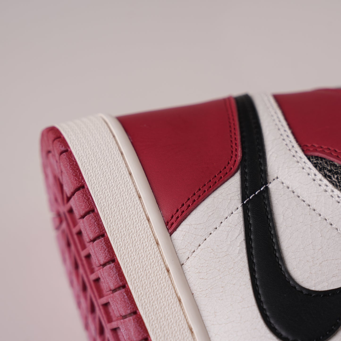 Air Jordan 1 Retro High OG Lost and Found