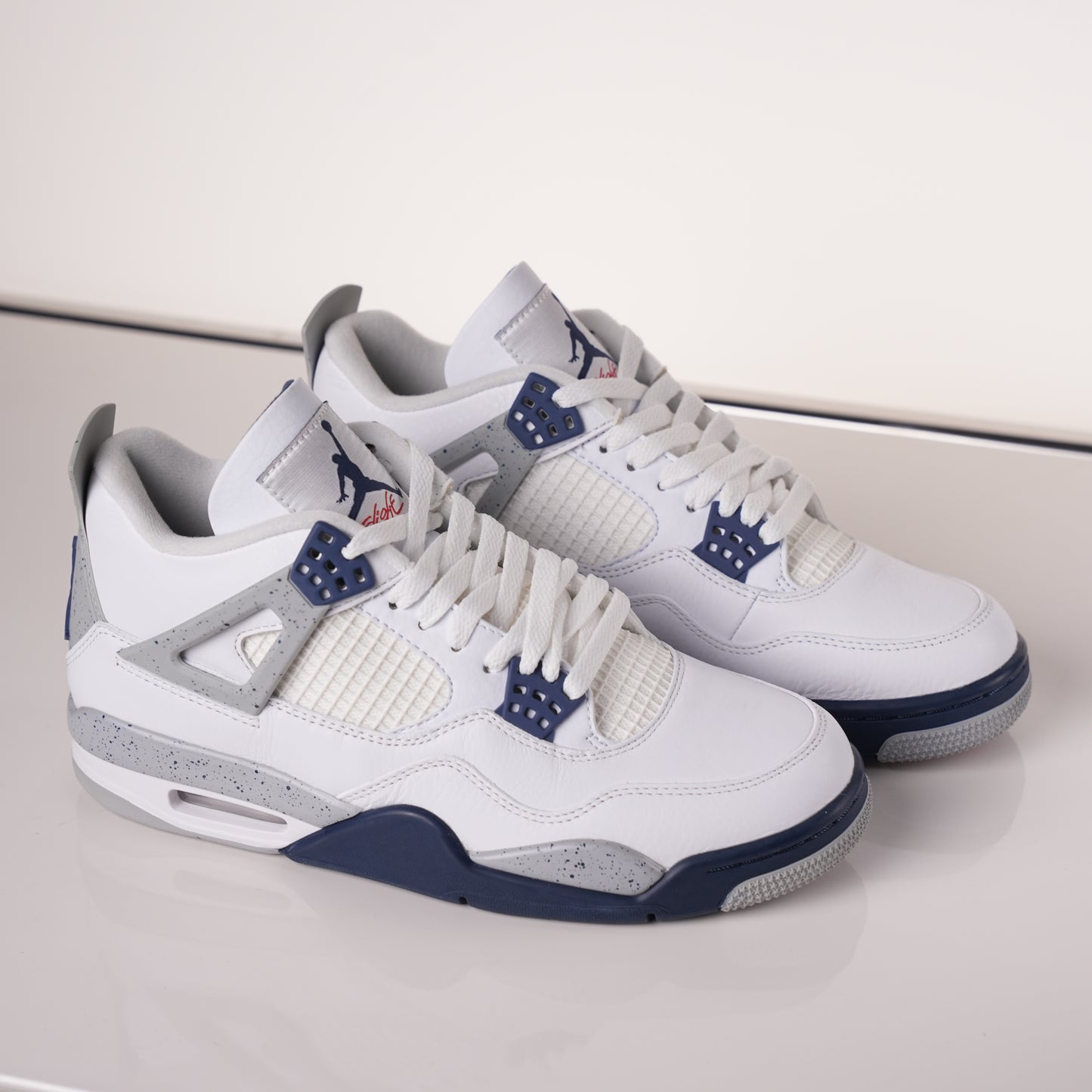 Air Jordan 4 Retro Midnight Navy