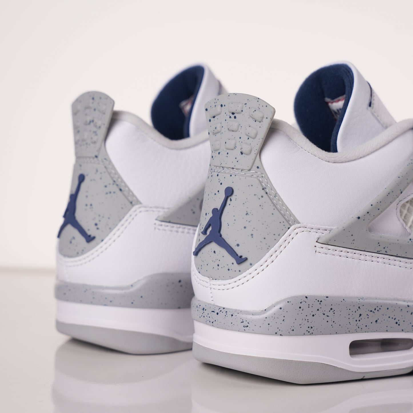 Air Jordan 4 Retro Midnight Navy