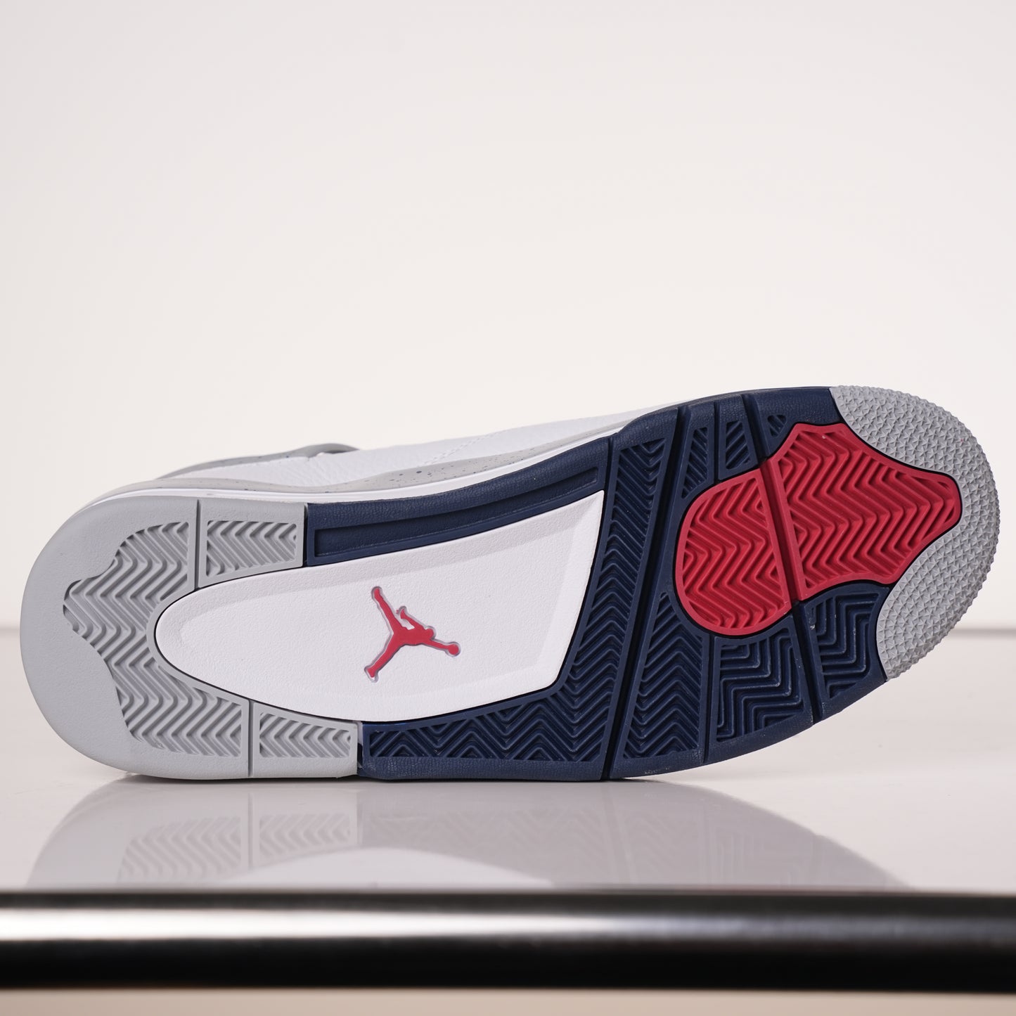 Air Jordan 4 Retro Midnight Navy