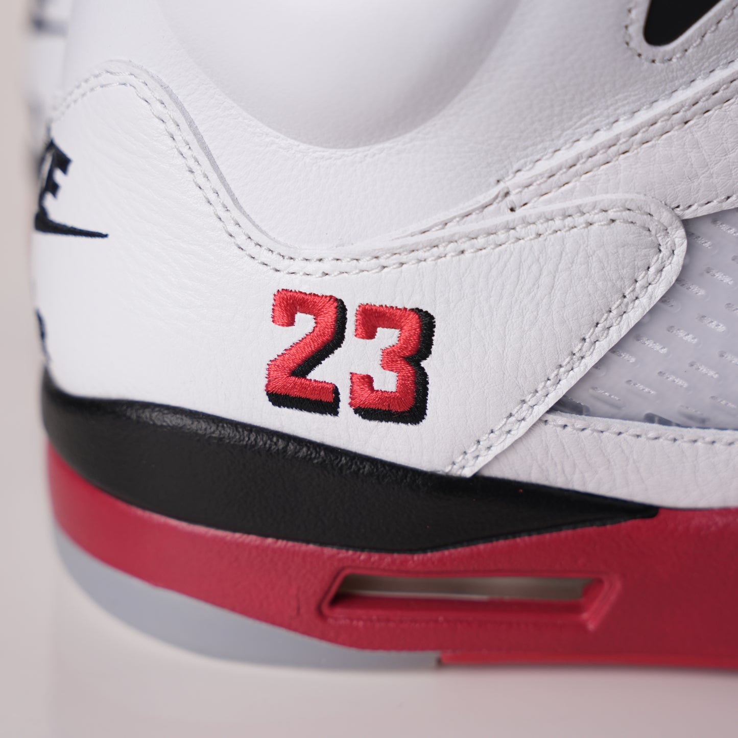 Air Jordan 5 Retro Fire Red Black Tongue