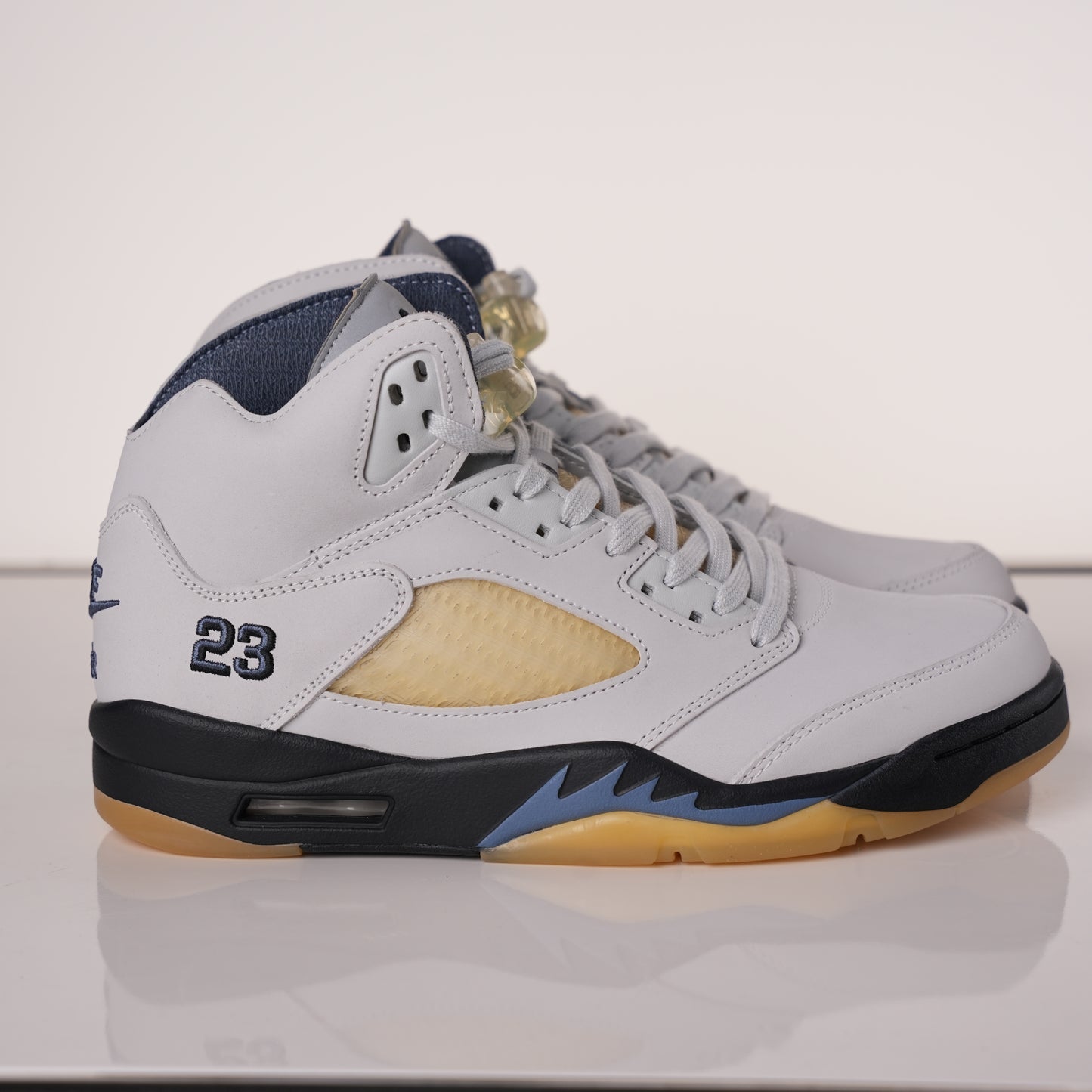 A Ma Maniere x Air Jordan 5 “Diffused Blue”