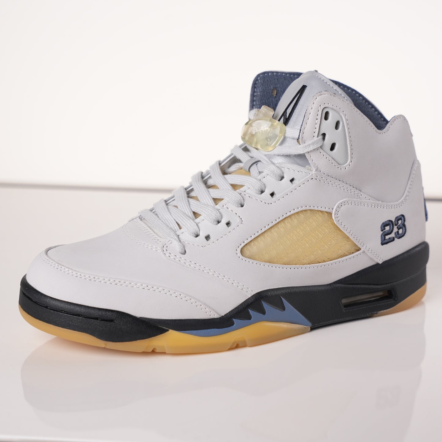 A Ma Maniere x Air Jordan 5 “Diffused Blue”