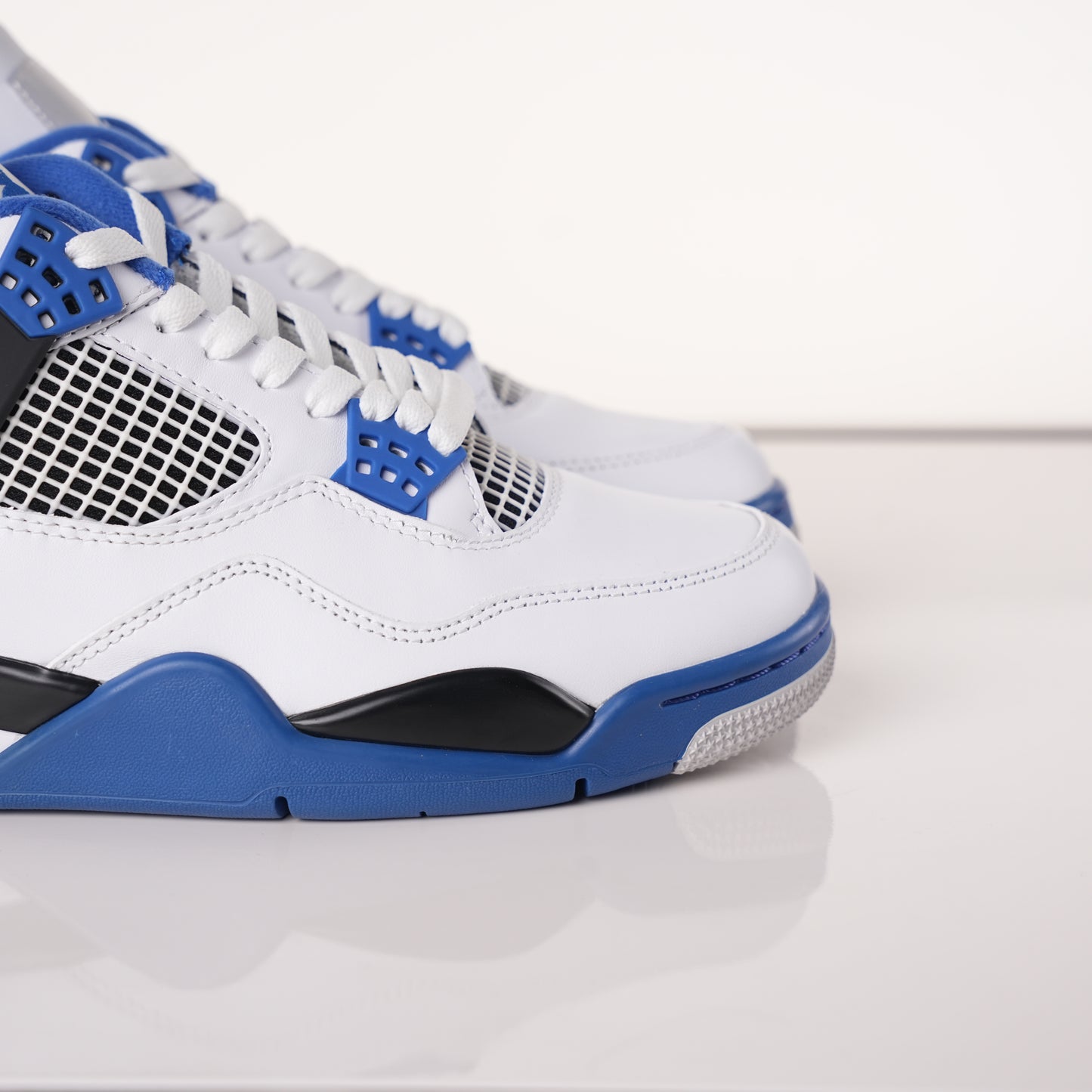 Air Jordan 4 Retro Motorsports