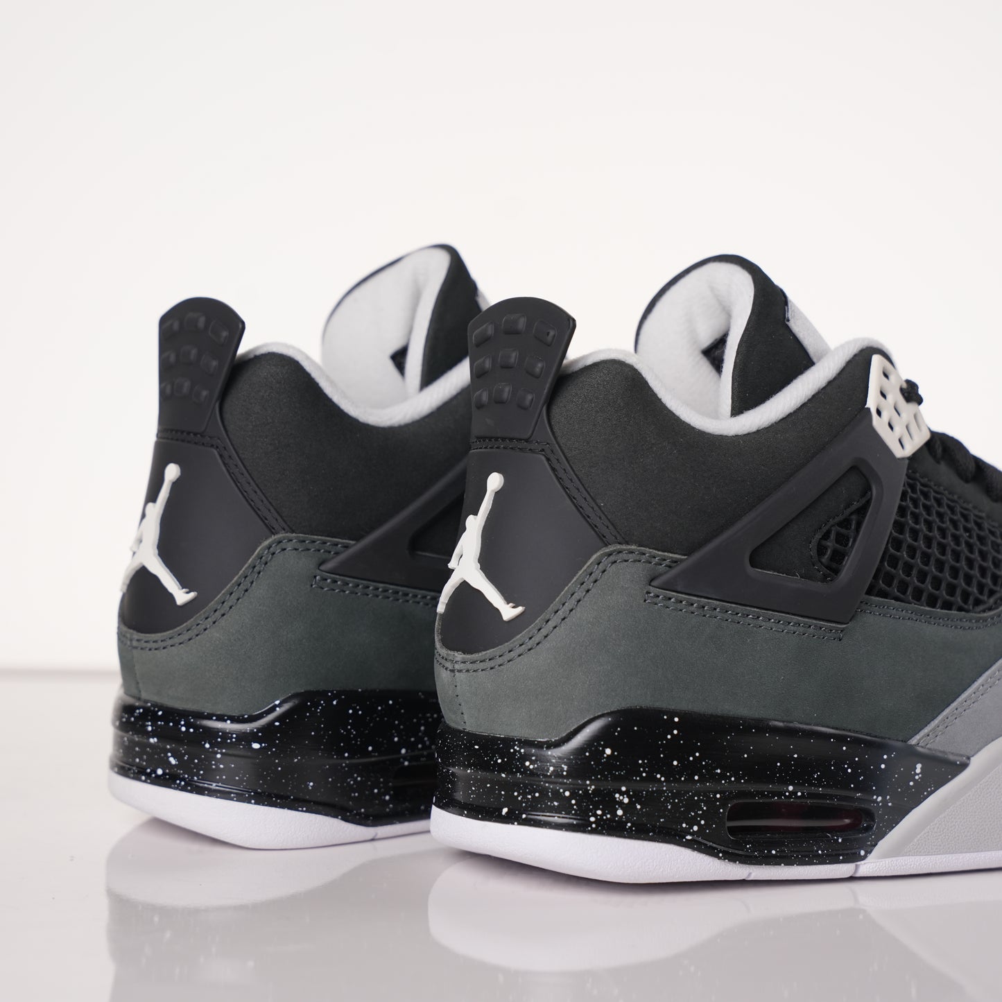 Air Jordan 4 Retro Fear Pack
