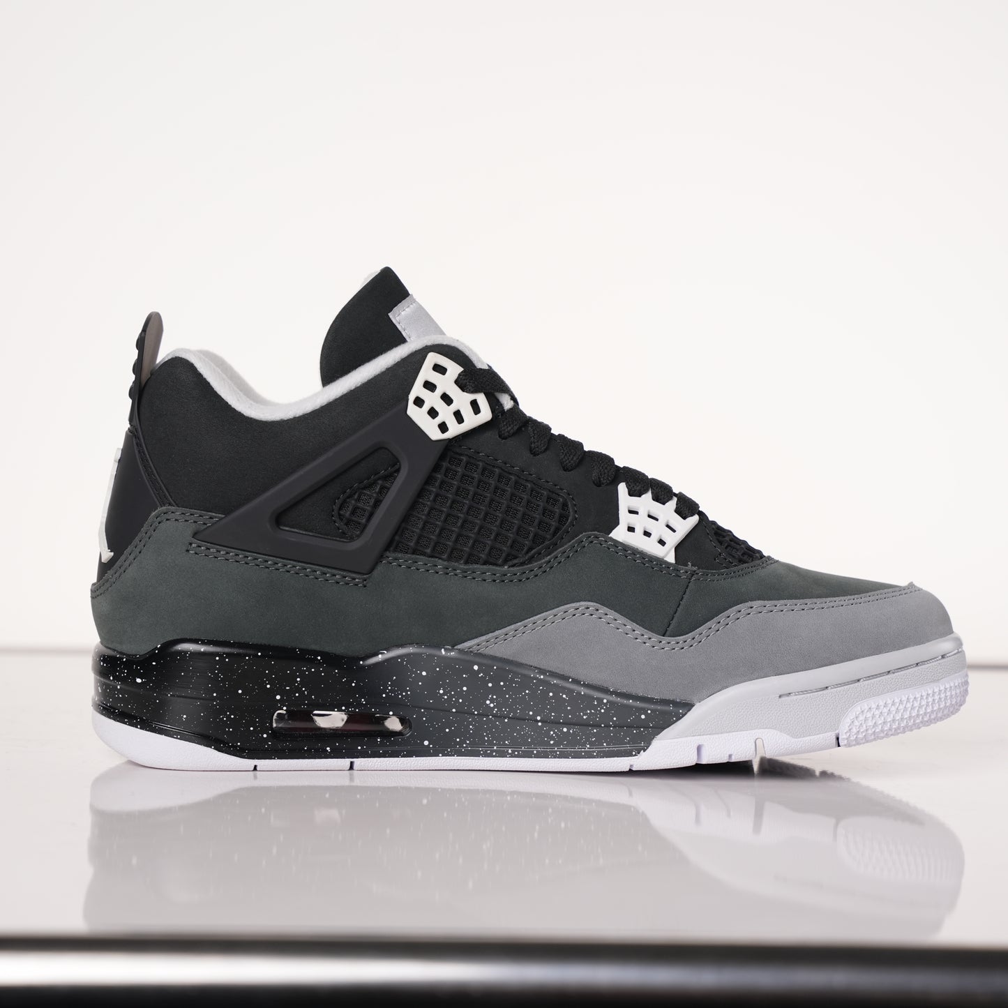 Air Jordan 4 Retro Fear Pack