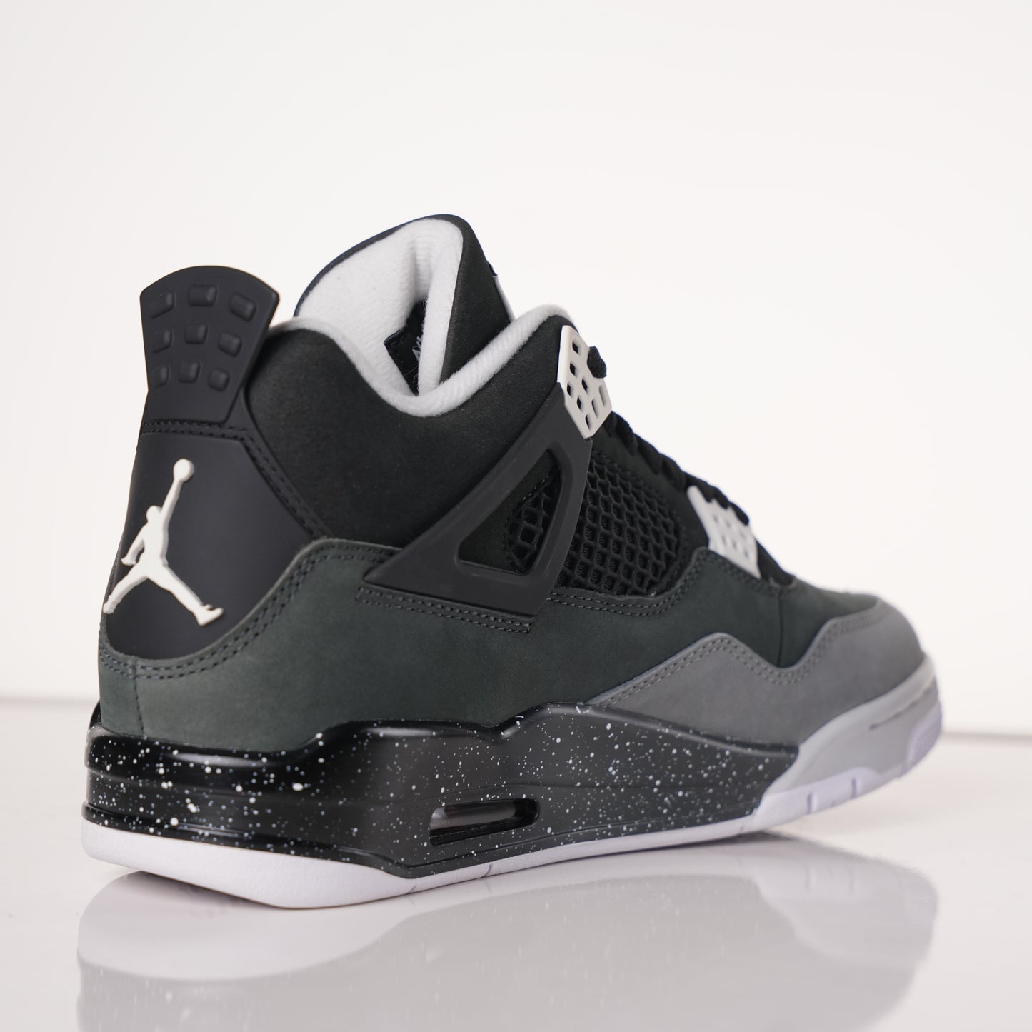 Air Jordan 4 Retro Fear Pack