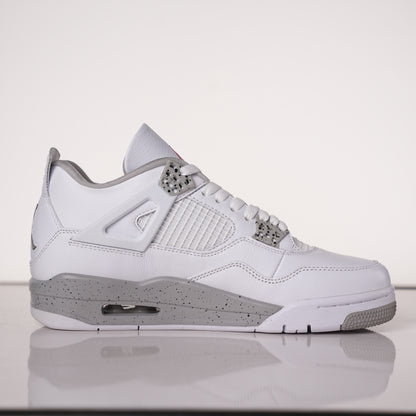 Air Jordan 4 Retro White Oreo