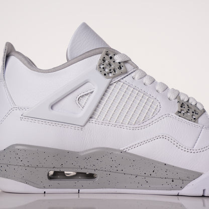 Air Jordan 4 Retro White Oreo
