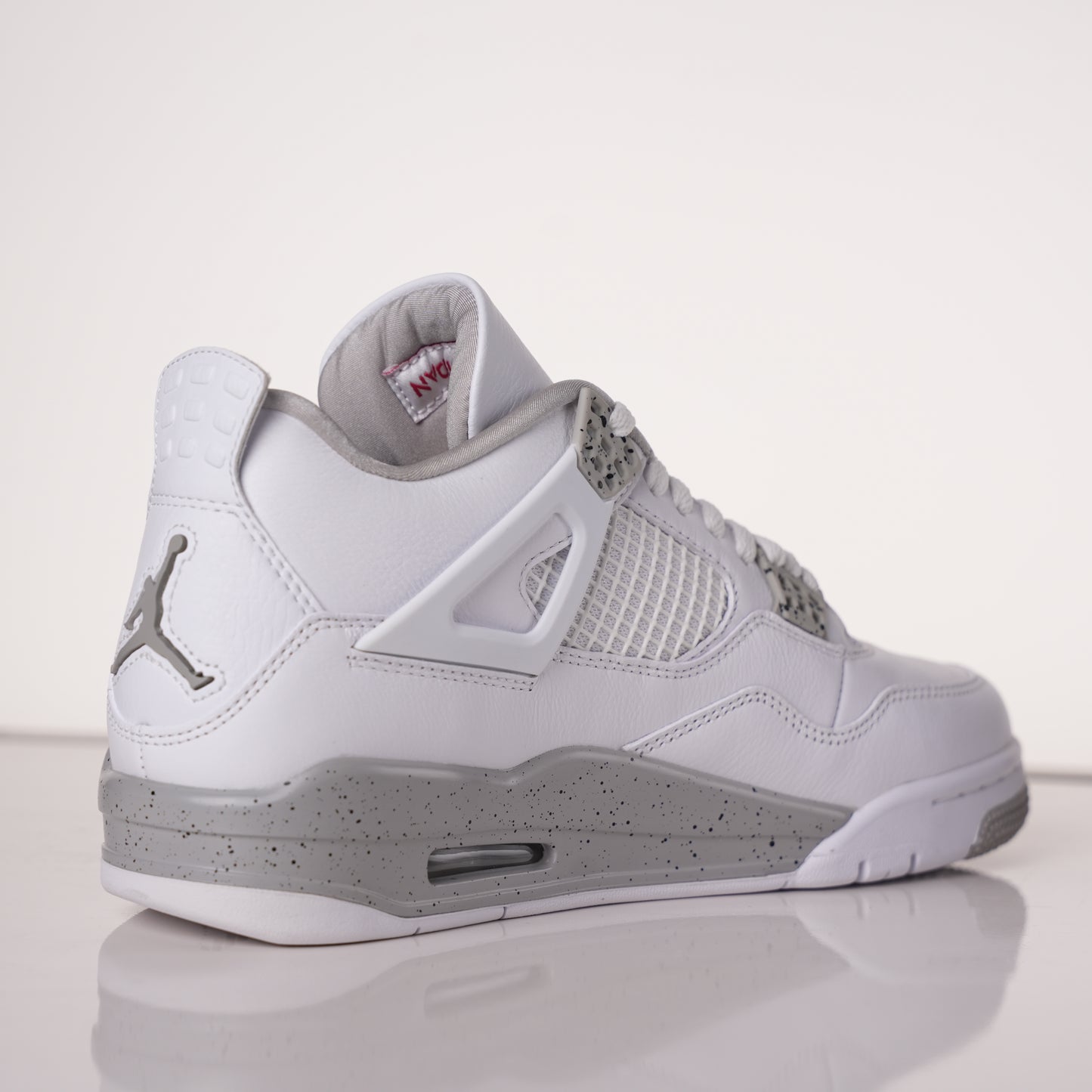 Air Jordan 4 Retro White Oreo