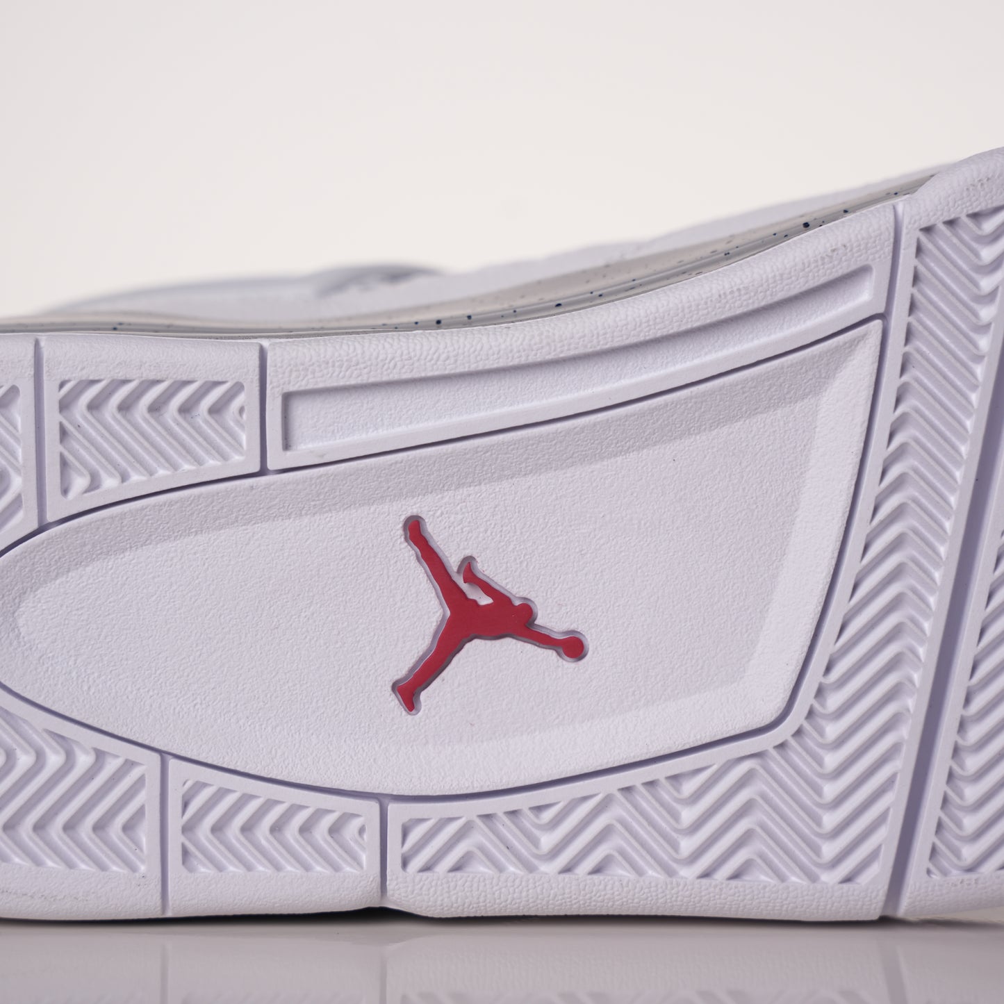 Air Jordan 4 Retro White Oreo