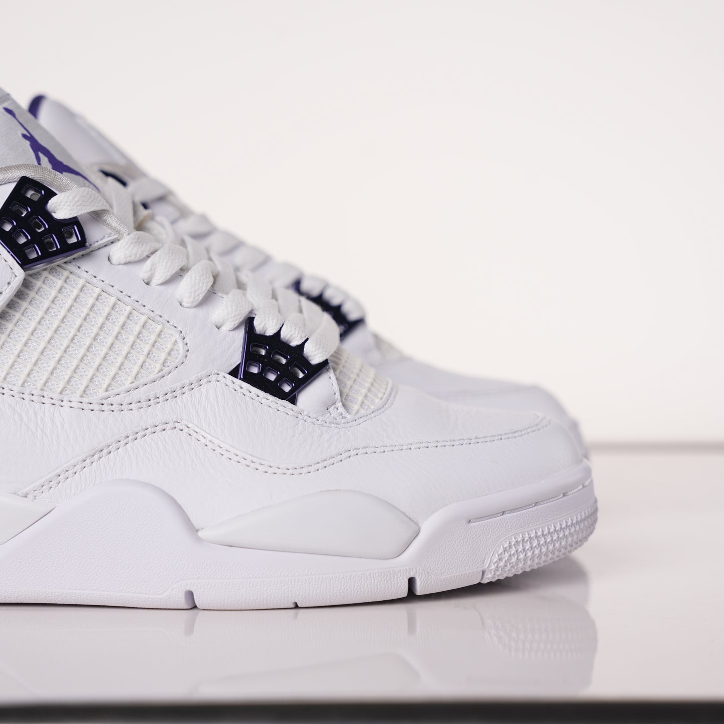 Air Jordan 4 Retro Metallic Purple