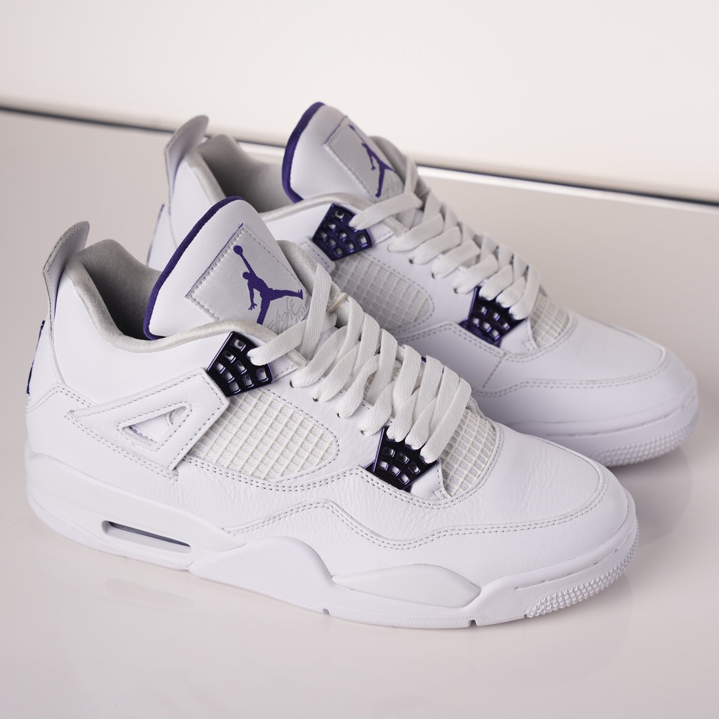 Air Jordan 4 Retro Metallic Purple