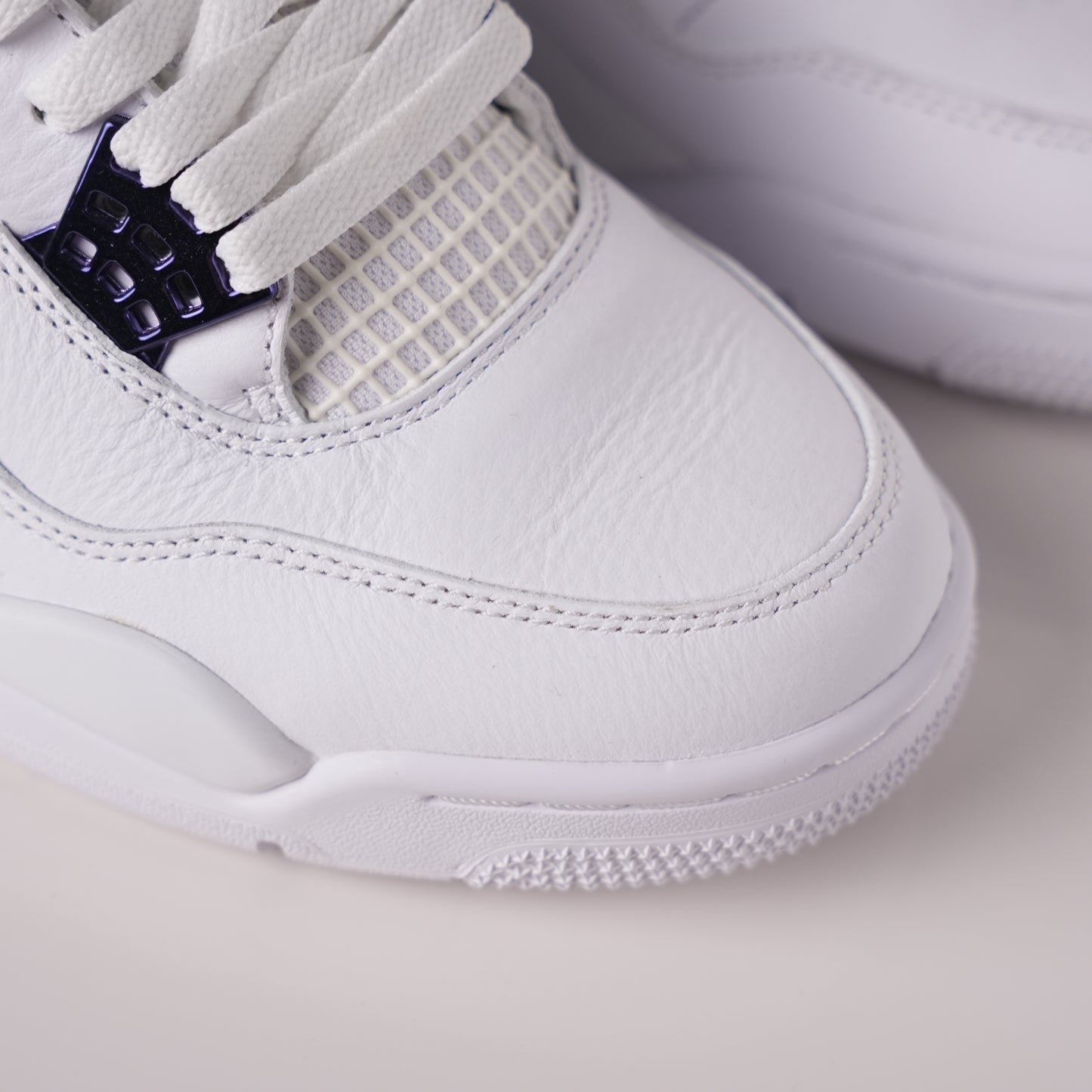 Air Jordan 4 Retro Metallic Purple