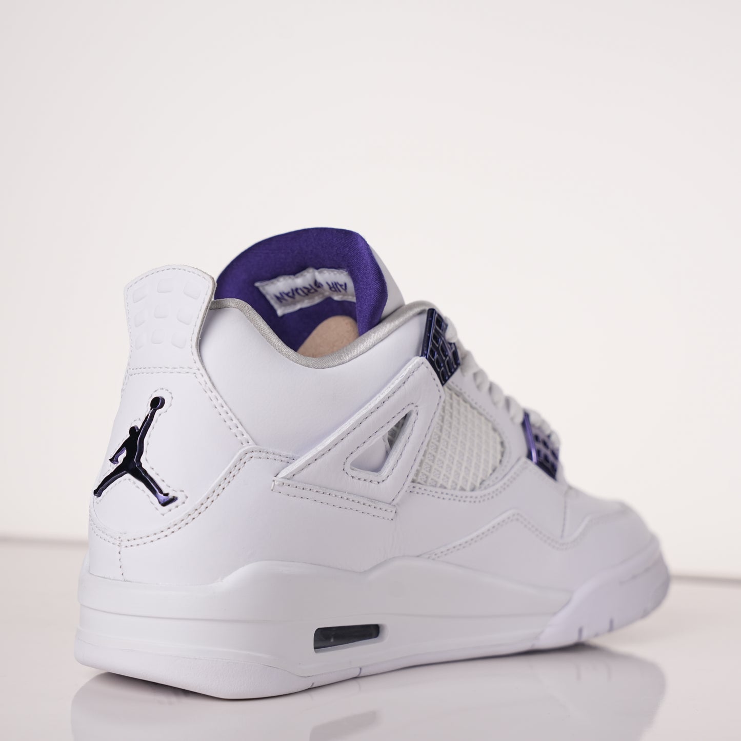 Air Jordan 4 Retro Metallic Purple