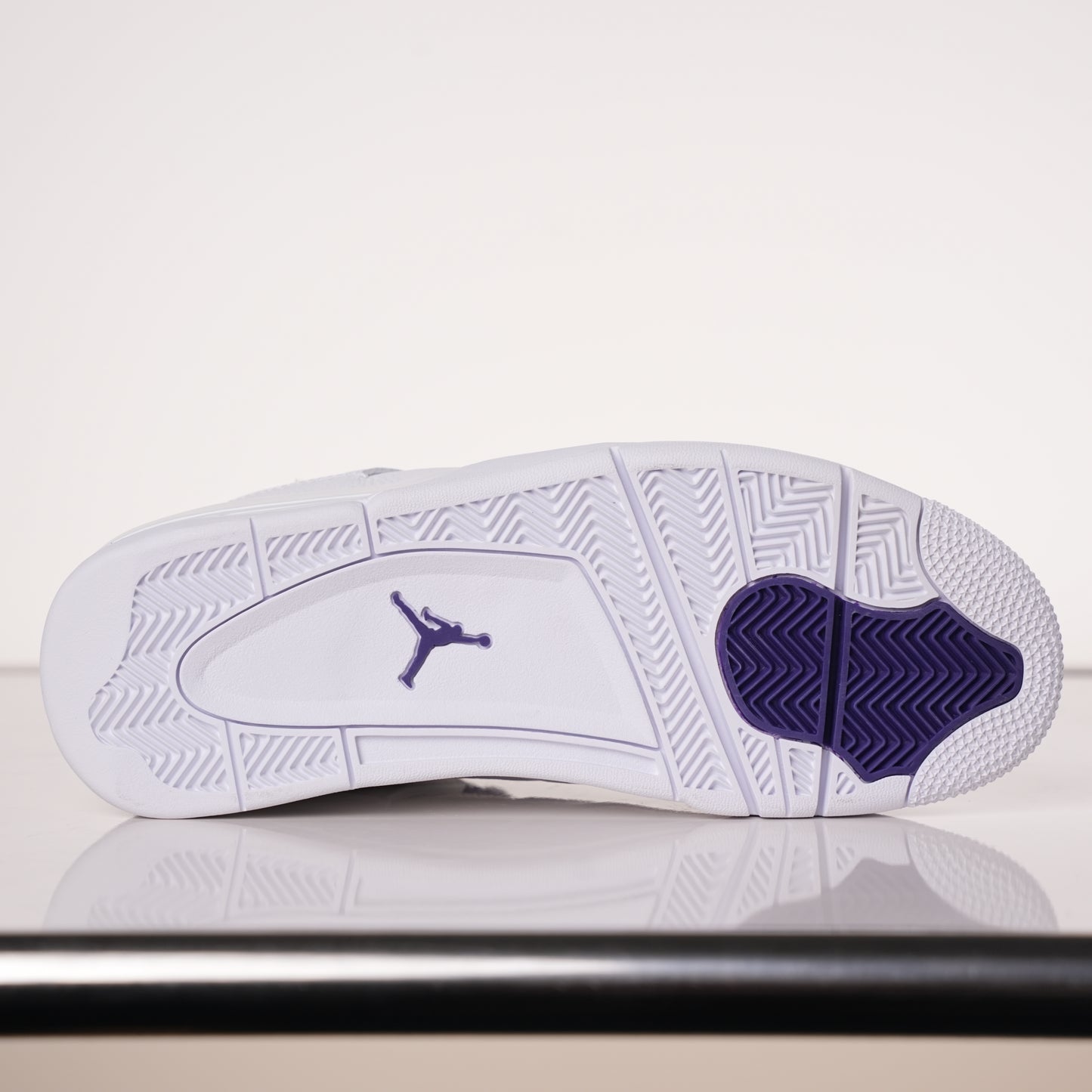 Air Jordan 4 Retro Metallic Purple