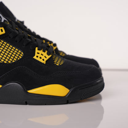 Air Jordan 4 Thunder