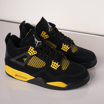 Air Jordan 4 Thunder