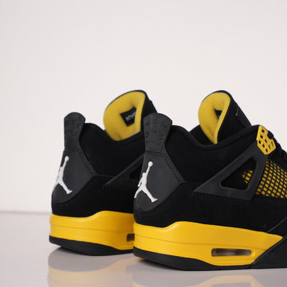 Air Jordan 4 Thunder