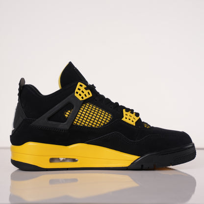 Air Jordan 4 Thunder