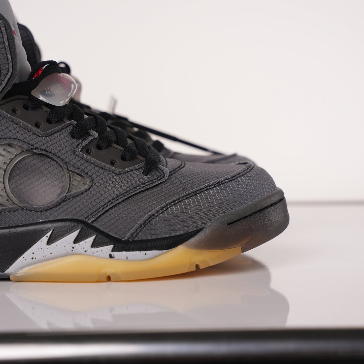 Air Jordan 5 Retro Off-White Black