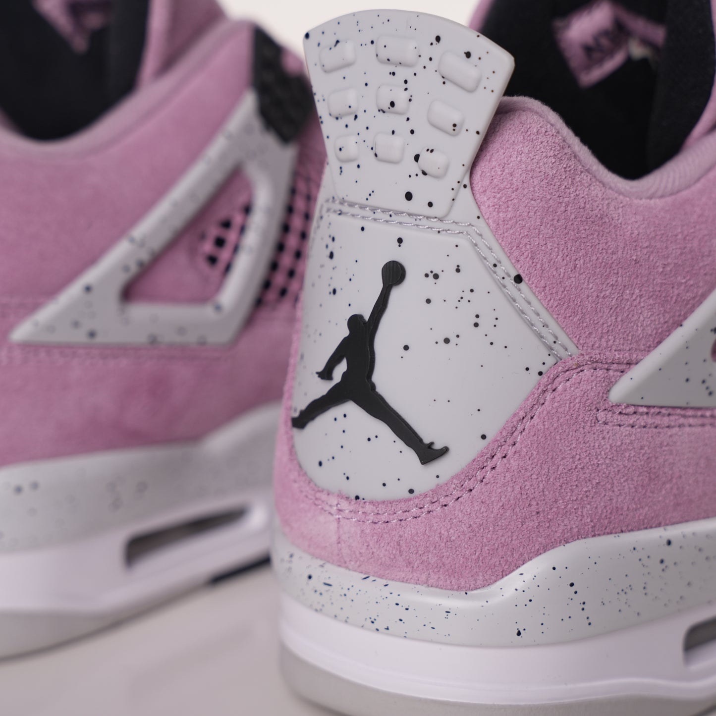 Air Jordan 4 Retro 'Orchid' AQ9129-501